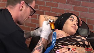 HOG TV Janey Doe Gets Two Dicks And A Flower Boob Tattoo